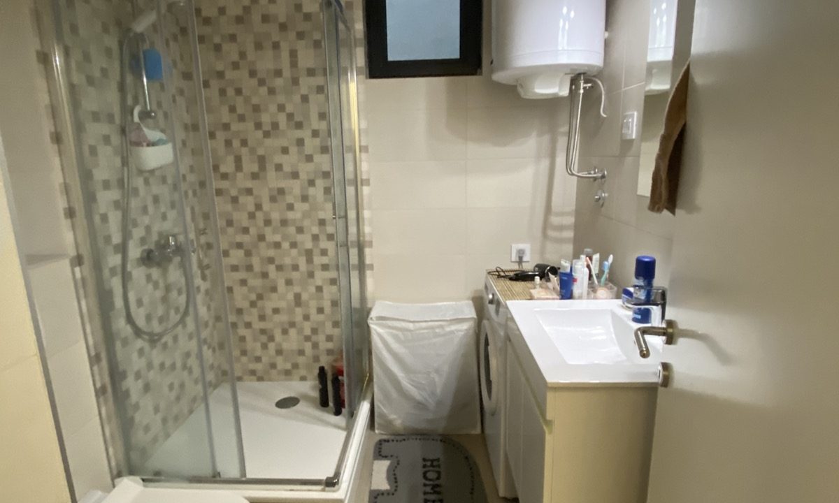 IMG-0d0012ca3890efbeb359d86d54f163ba-V