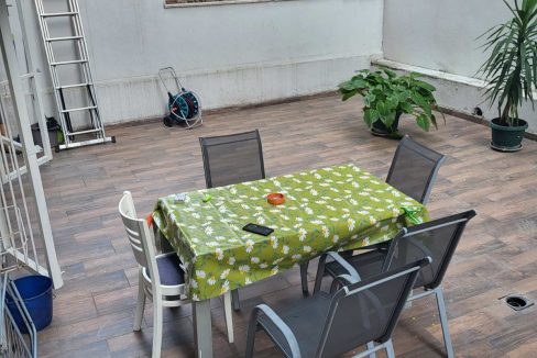 IMG-6b952bc5033f108ec53eb6fe78ed6368-V