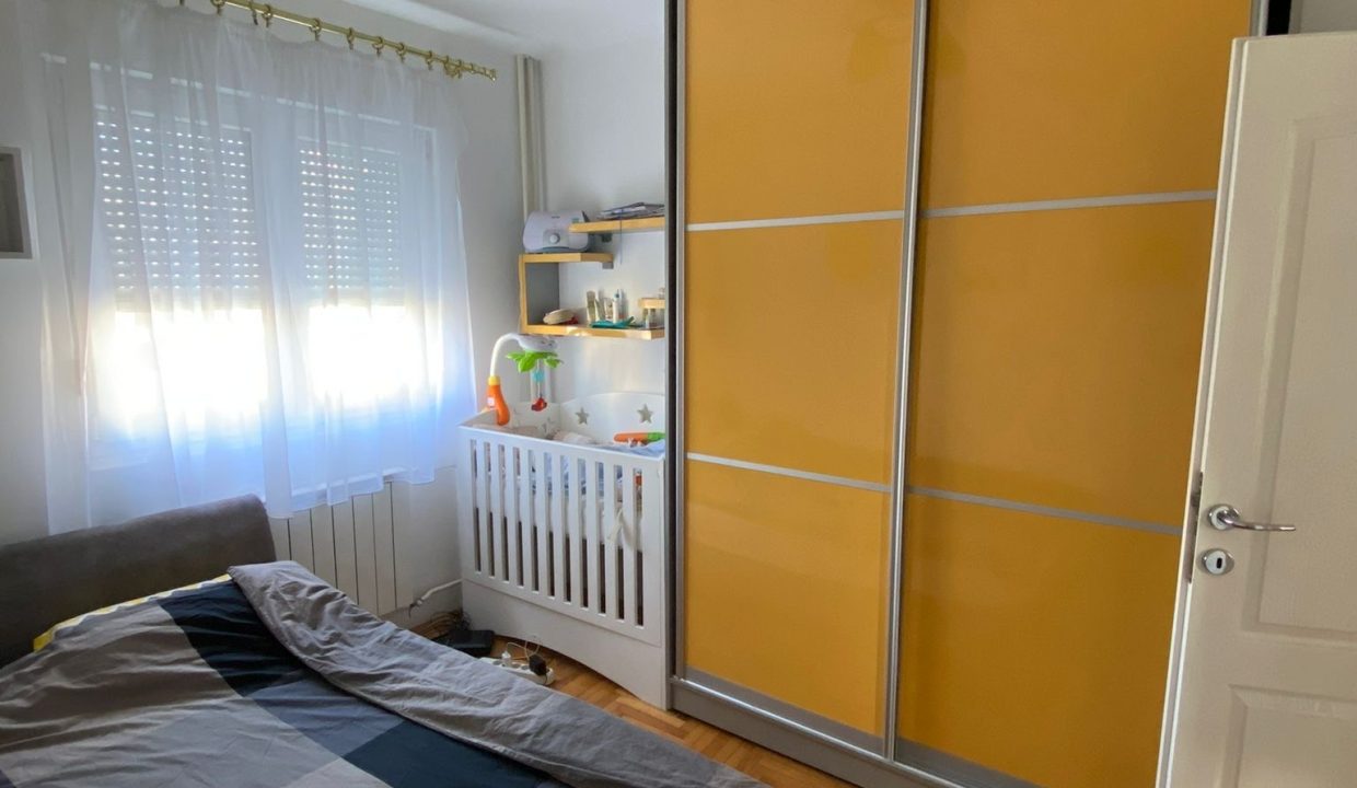 490e09a5-3dfa-457d-9dc3-763d58a68301