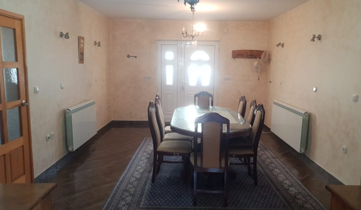 Dining 2
