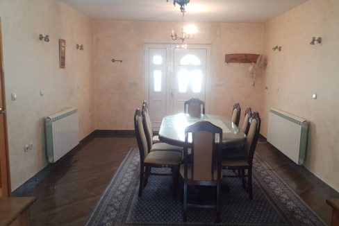 Dining 2