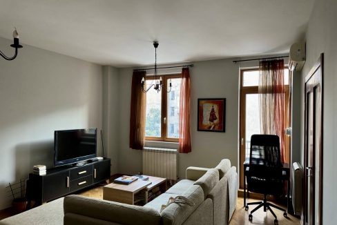 IMG-a6dc7d32edbef0849d6abac46ef63d32-V