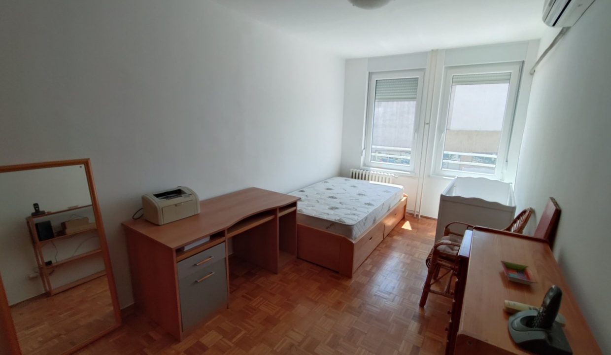 IMG-c62a2ea84d9aa7f70fd9b53050742921-V
