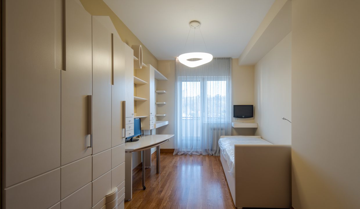 stan Banovo brdo - full res - 26