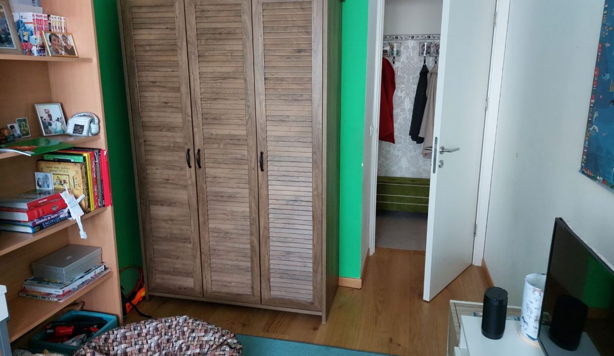 IMG-18aedebc5fe423fec4ec2ee18c9b6b71-V