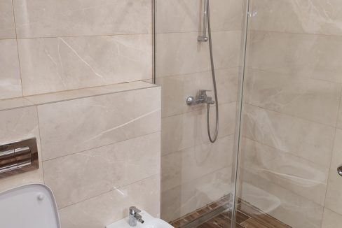 IMG-e219eacb2d2ef669f4f36e70ec0378d9-V