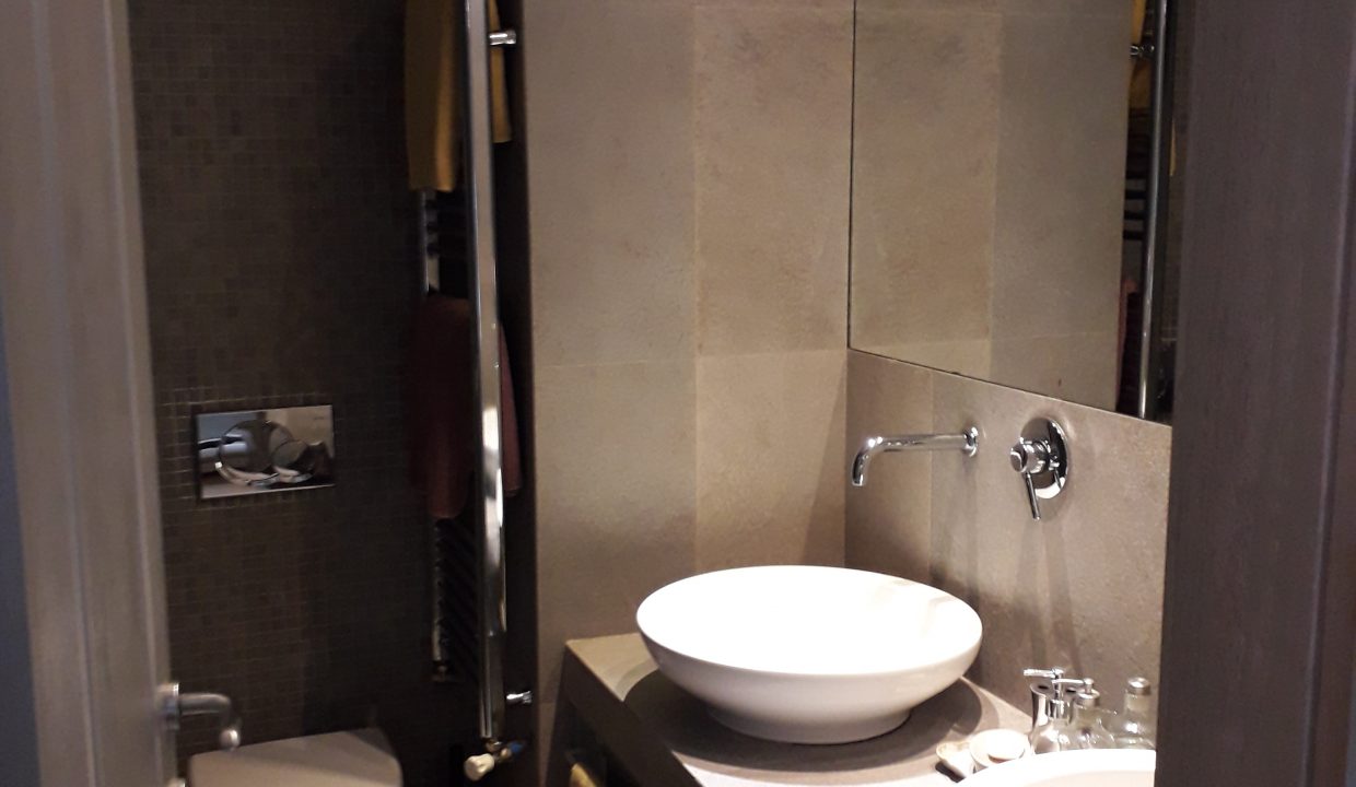 Master Suite 10 - Kupatilo 01