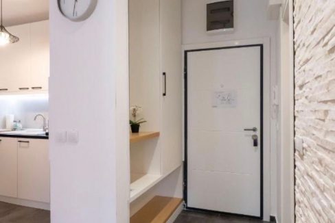 066f2a8c-3386-4d2b-a003-28fb44f0640a