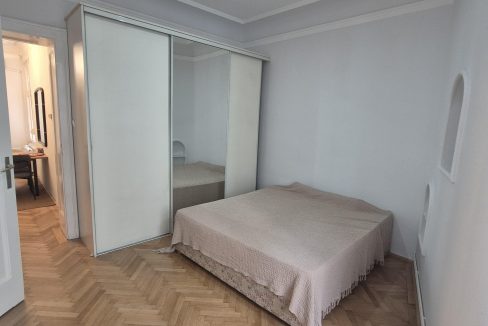 09f946d3-a06d-4d00-8283-8996600e329e