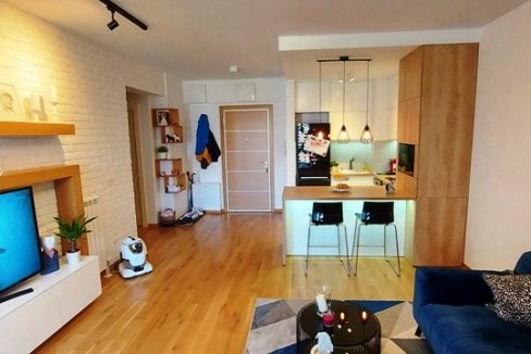 1423c888-849a-4b56-a96b-a5875372e94e