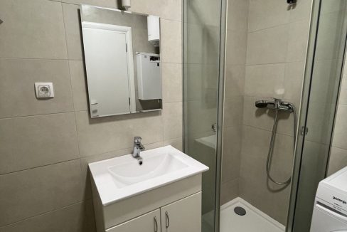 14b285ee-074a-419a-a0f1-4201d999a424