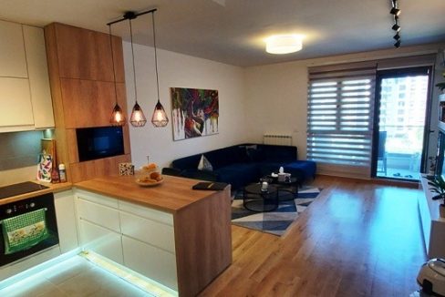 163eb46d-75d4-481a-b841-212893750fdf