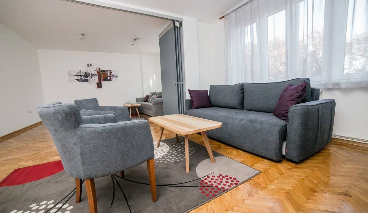 16ba8921-24f0-4703-aac7-cd96845e7c28