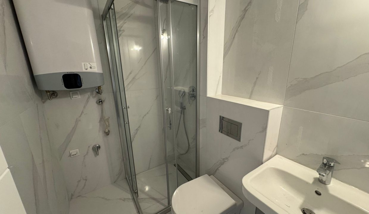 1A13F1DC-871B-40A8-BBFD-326719550B48