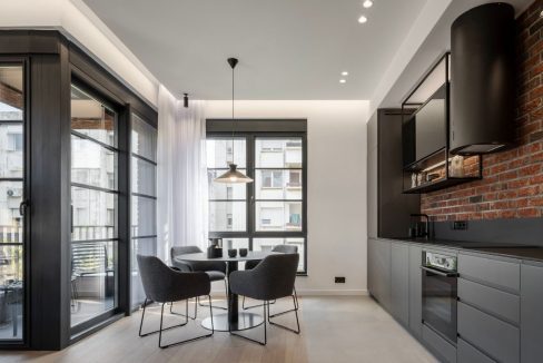 1e3c93f3-5fcf-4b15-8fdc-b71d139105dd