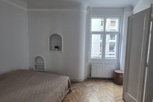 21a6668e-f3b8-4eb3-afdb-6d8f7d94b688