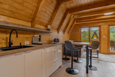 21c14d11-fc61-466f-a6de-5ee347b79aec