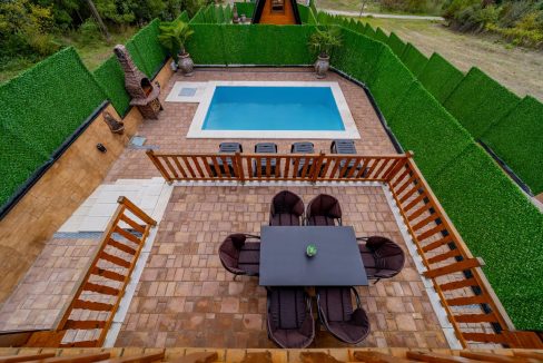 367402dc-6f9b-4788-935f-a00412610a48