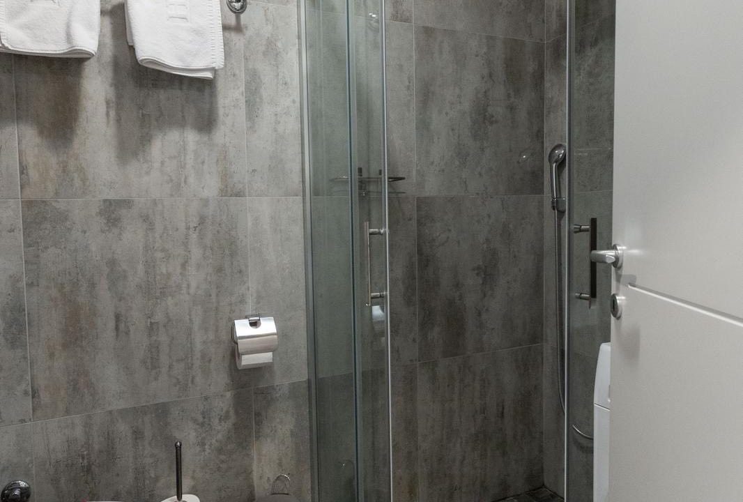 3dfa05e3-7fa9-482d-8db1-5e46b8c90345