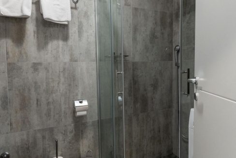 3dfa05e3-7fa9-482d-8db1-5e46b8c90345