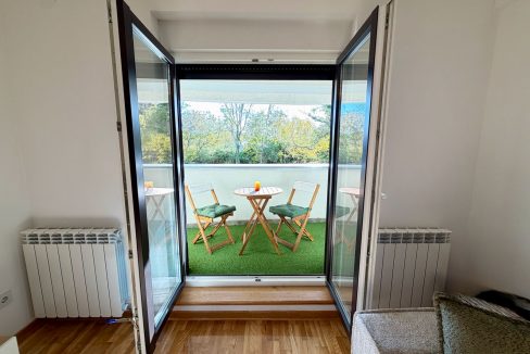 5467fe76-07a7-4f36-a0fb-5d6594b030d8