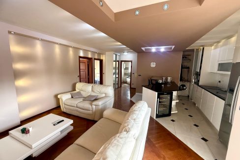 60933788-0fb5-4cbd-b024-66f5cdc2b381