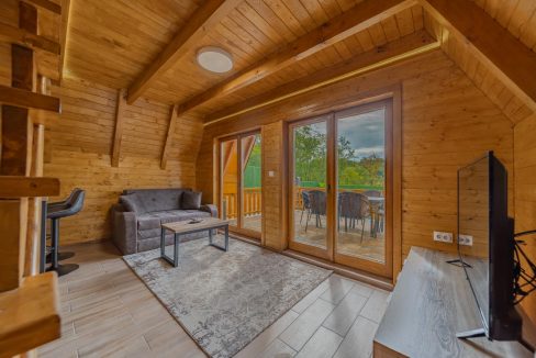 79047ad6-dd02-43ca-8e5a-6e79abe03507