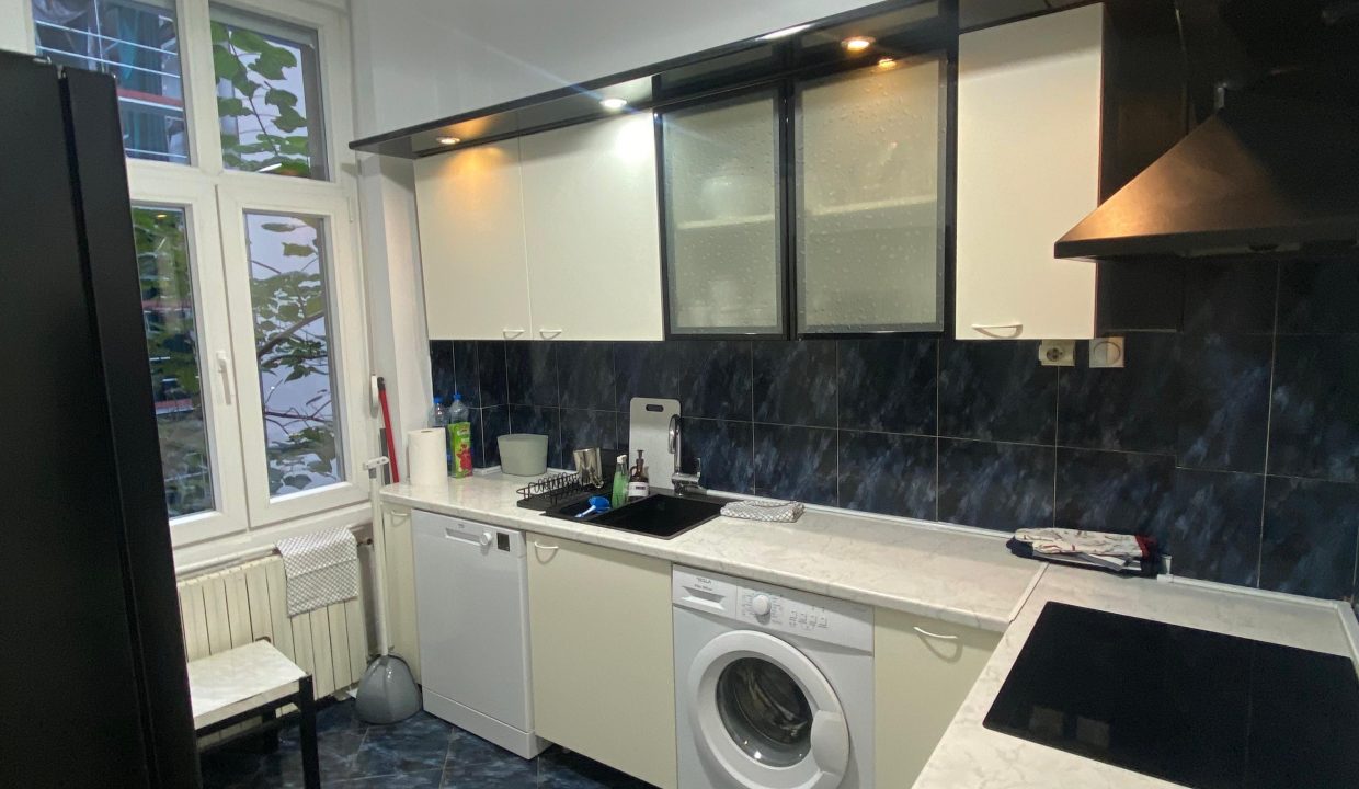 885f9a1c-7f0c-48bf-accf-5f45b5463389