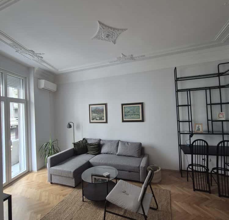 9232aae5-7f16-4244-8860-80b57a0aae92