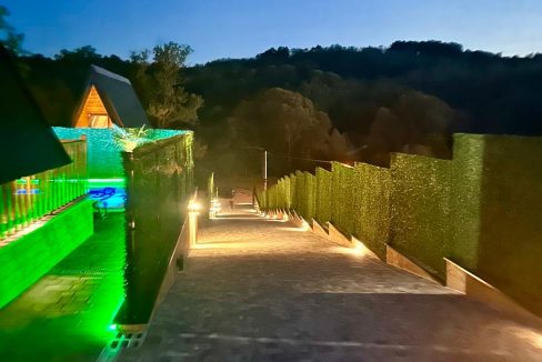 94847e9a-0fe5-4a44-9619-33f07bf80bbf