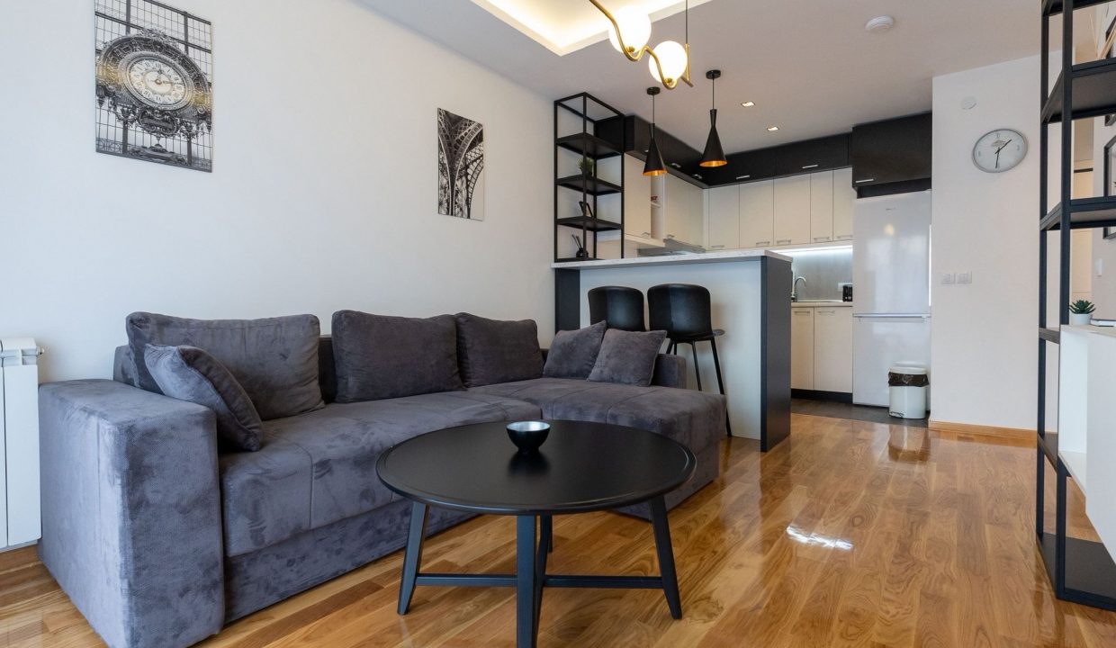 98953a32-bf3d-4de9-a215-da5d07b1ada5