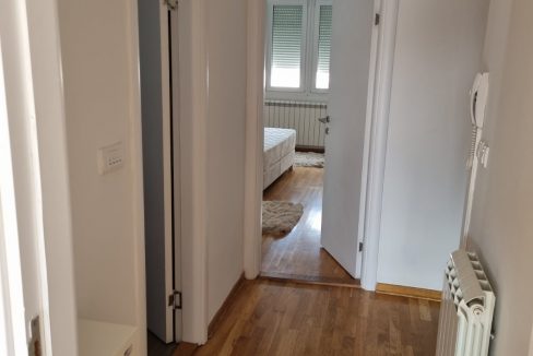 IMG-2b8ac0f164e29790eda76b6454d32a51-V