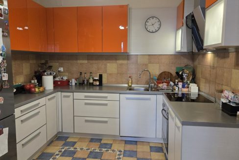 IMG-46ef9dd8e11bf79bedafb892ab8ef6e7-V