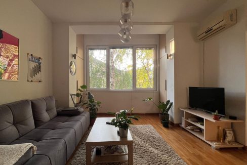 IMG-5423a8d85c561bce888b66036b1697d1-V