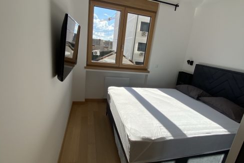 IMG-95b8a96412f2f39f407f8365ea6c5be3-V