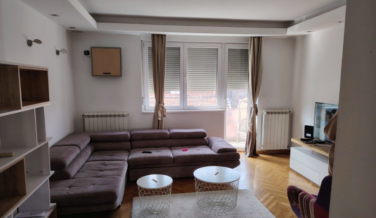 IMG-9ad5c37e2a2f237628a8a8551c4abd85-V