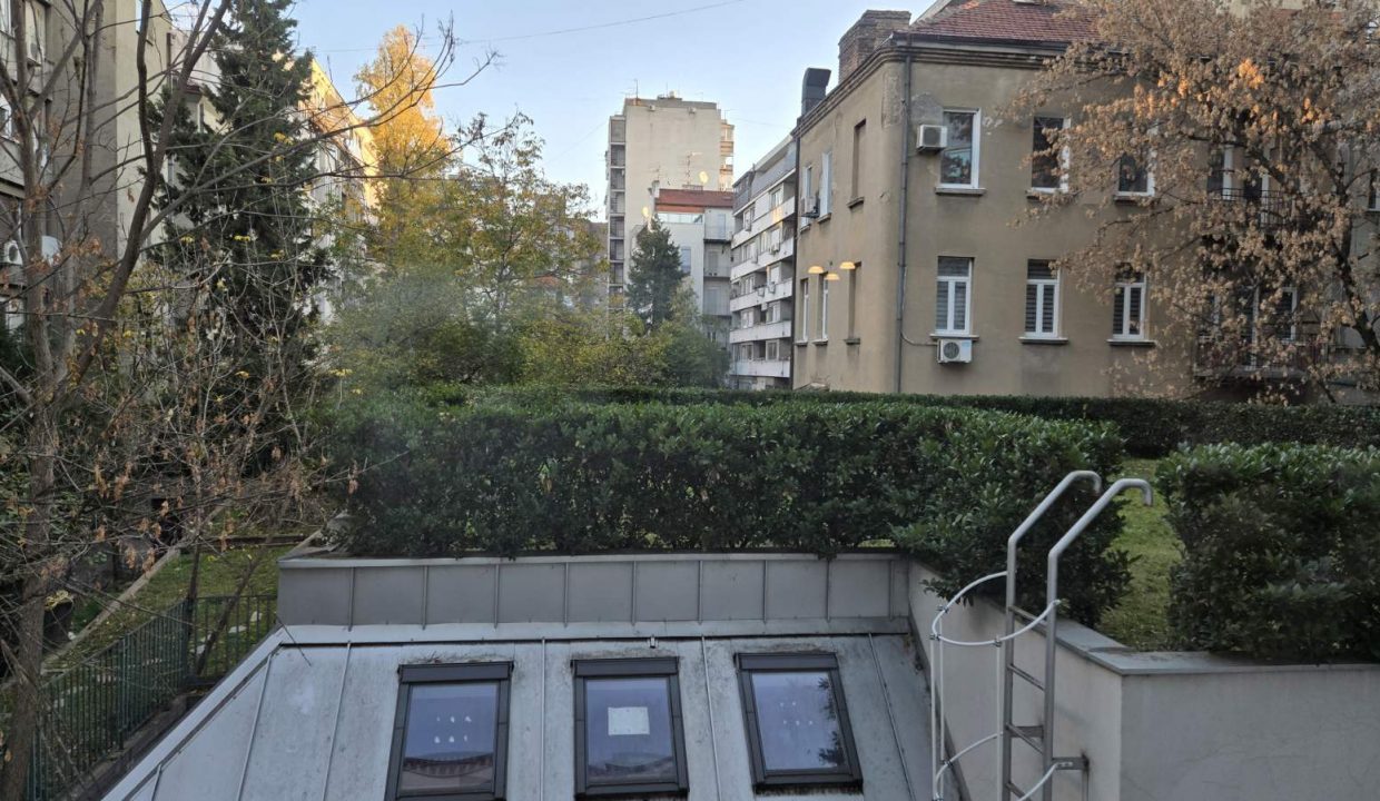 IMG-9c2917162fa2a4ca6a4f5c60a981cfda-V