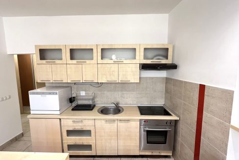 IMG-beeab990ce6679d00405cfa2d41168cf-V