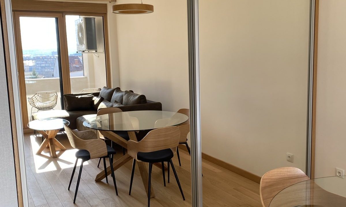 IMG-c0139a8b96d9fa1b386342d4fbcde3bd-V