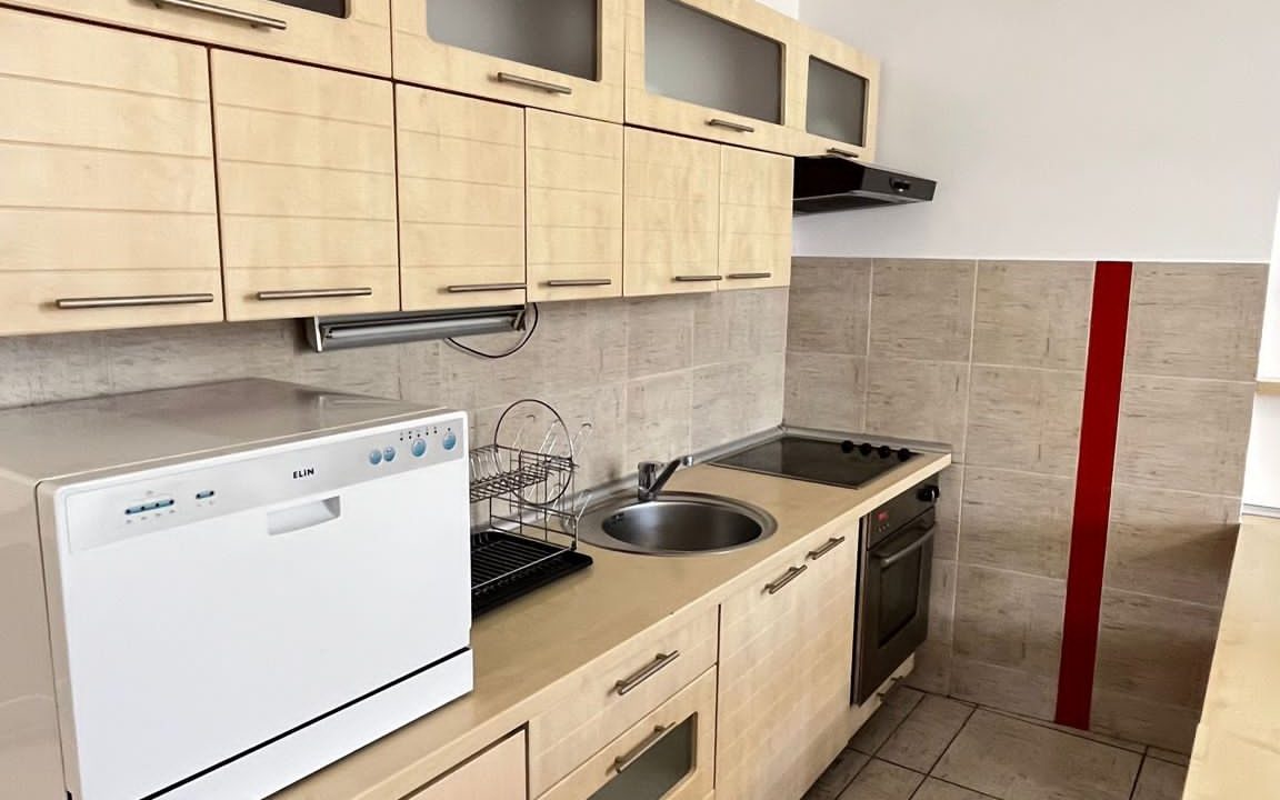 IMG-cfb106c1addf931c0f9b8a738901467e-V