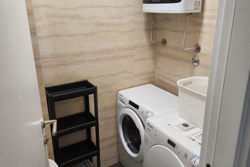 a06177ad-d055-45ea-80a7-4fae5a5fcdb0