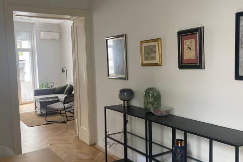 a338f7bc-0d03-442e-8b6f-23e1bc0bc10e