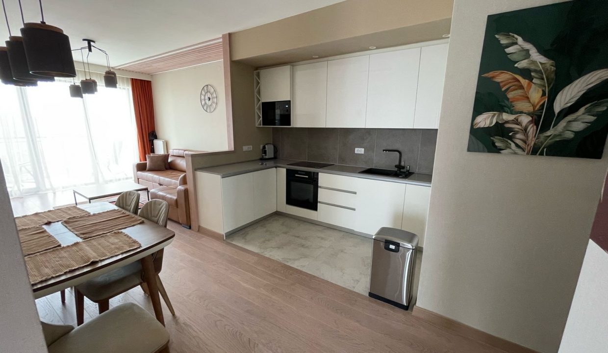 a423a16b-1eb8-415c-99e1-718c6065c1bd