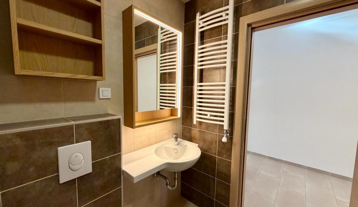 ac1e25a0-c82b-44a1-9381-489f59ab9d9d