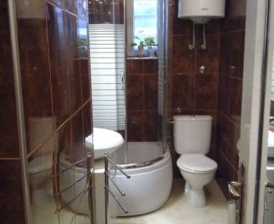 ac9b2703-8b03-465e-8371-692cafea068f