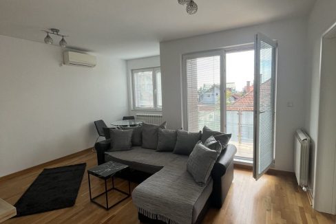 aec8caf1-97cc-4b88-a03d-238575bed181