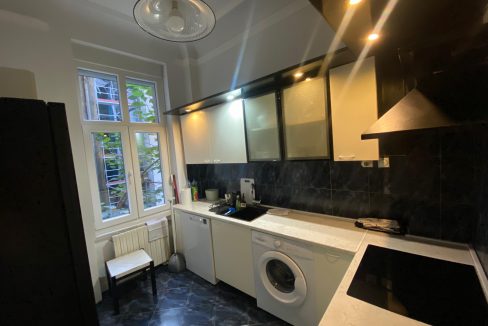 b6a93e43-a2b8-4226-ba83-419a52485c87