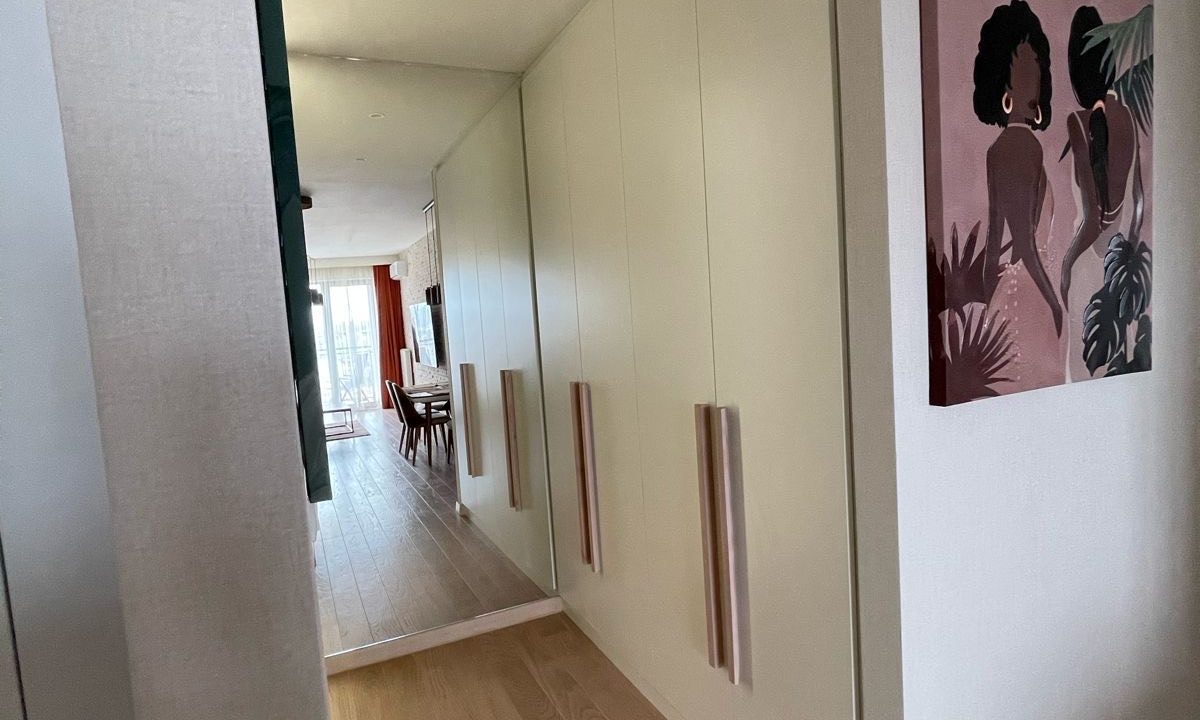 ba28b058-6fb1-4b8f-8fc0-5d846cfc4759