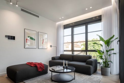 bed5125e-c0d6-48b4-a462-708a9e9a400d