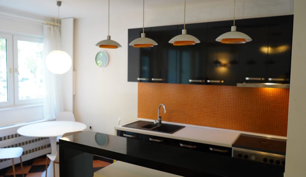 c3d227bb-1064-41d4-a176-bdb6105b9247